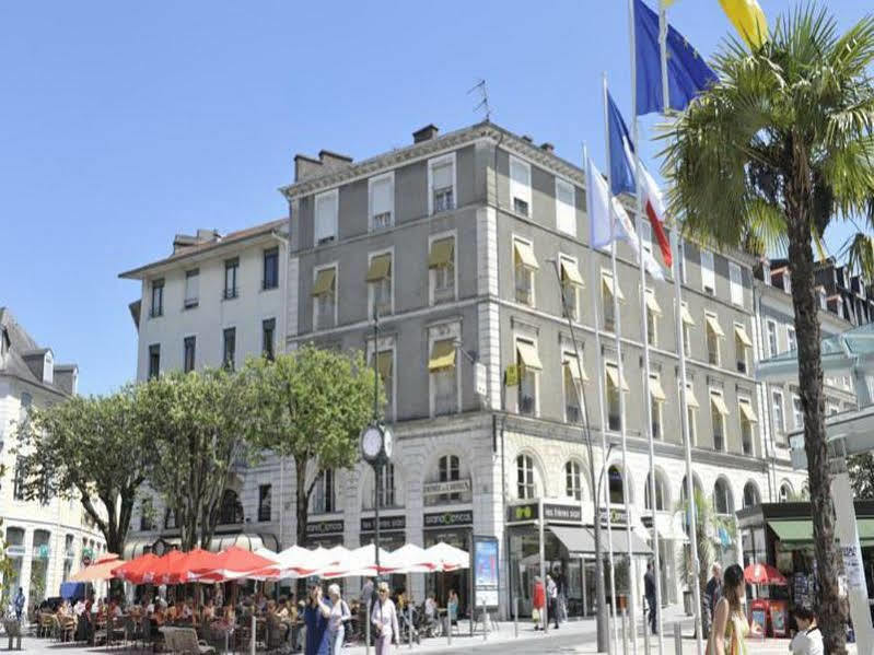 Hotel Le Bourbon Pau Centre Ngoại thất bức ảnh