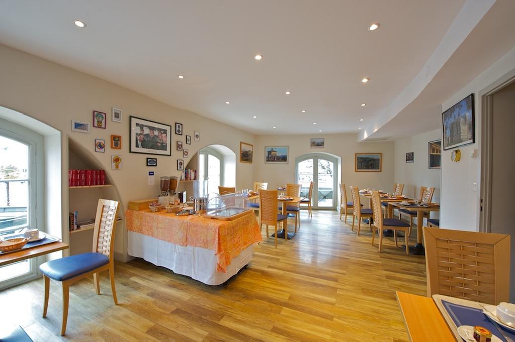 Hotel Le Bourbon Pau Centre Ngoại thất bức ảnh
